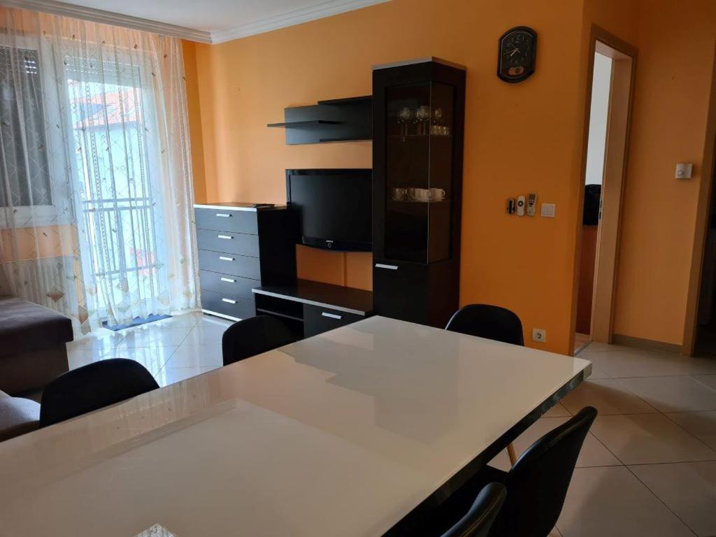 Plazs Apartman Шиофок Экстерьер фото